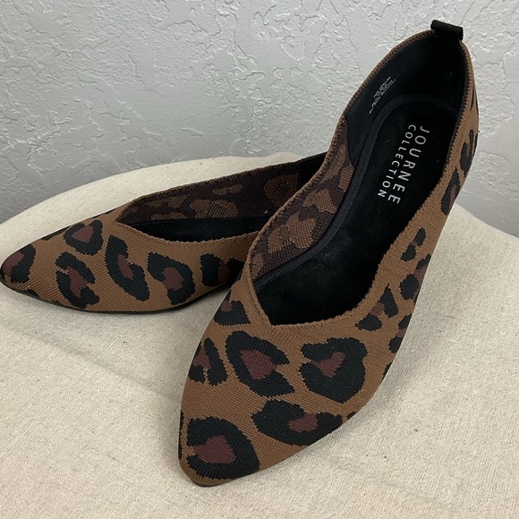 Journee Collection Shoes - Women’s Journee Collection Tayleen Pointed Toe Ballet Flats Leopard Print Size 9